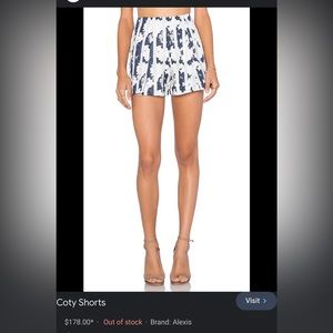 Alexis Coty shorts XS with pockets